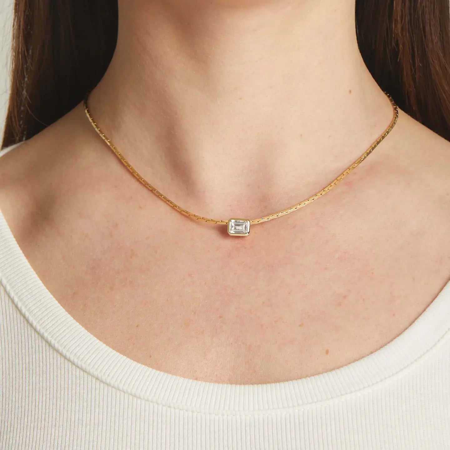 BAGUETTE BEZEL NECKLACE