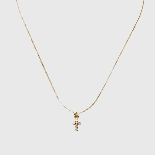 KAYLEIGH GOLD CROSS NECKLACE