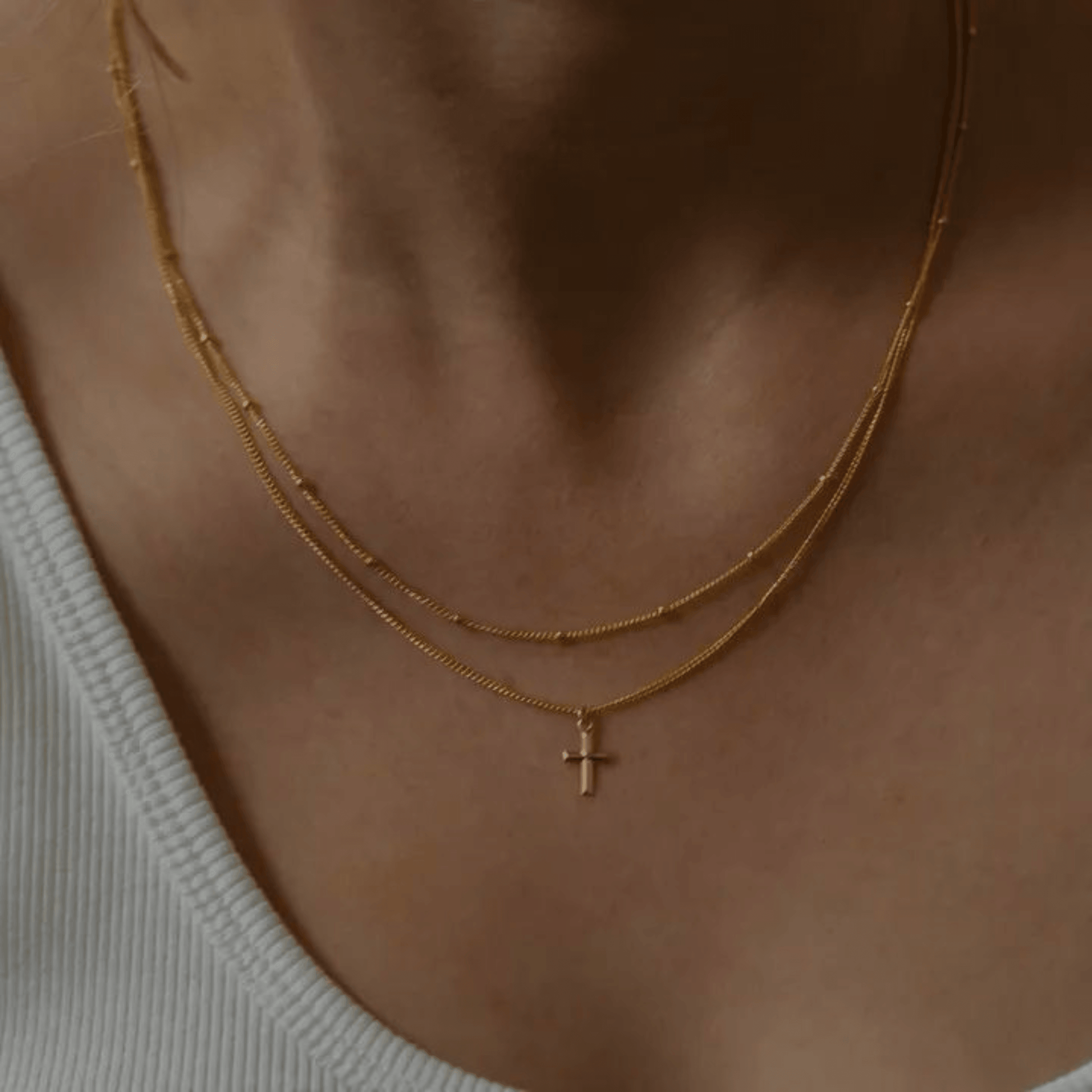 THE ANGELINA MINI CROSS NECKLACE - GABRIELLA MARIE